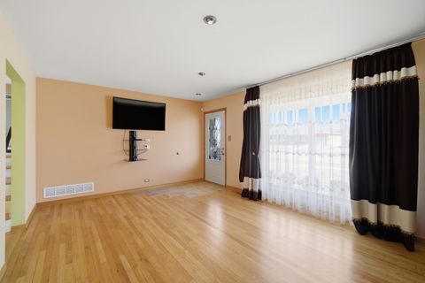 Tiny photo for 434 S Yale Avenue, Addison, IL 60101 (MLS # 12578386)