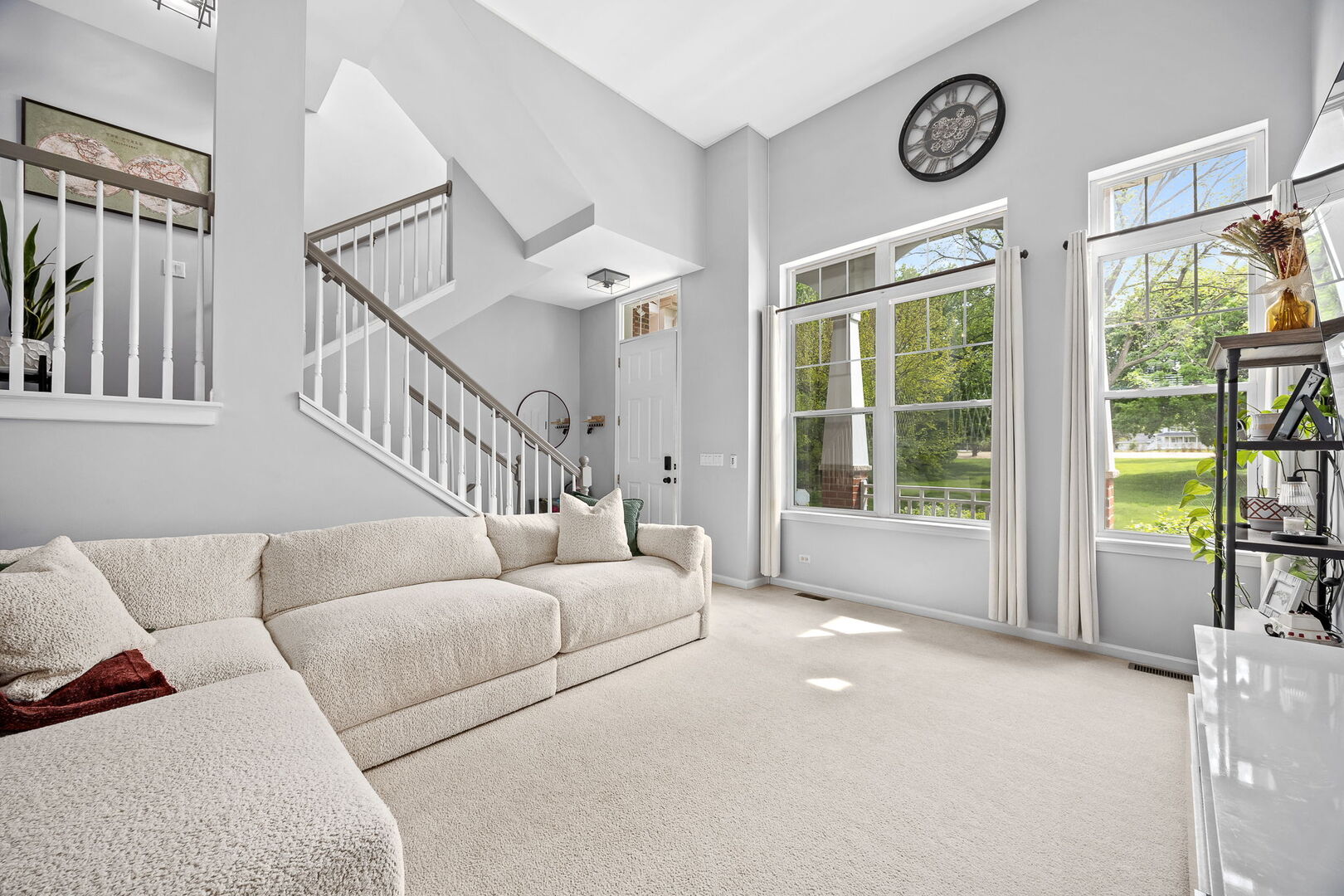 1103 LONGWOOD Drive
