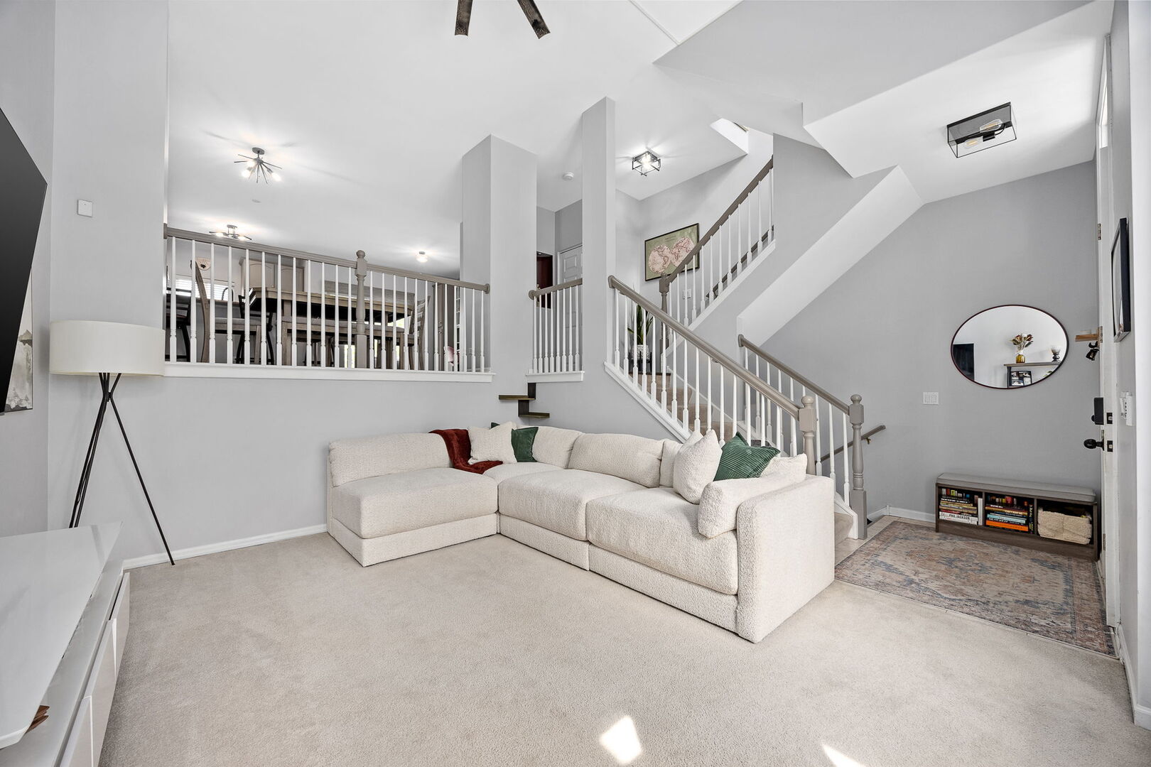 1103 LONGWOOD Drive