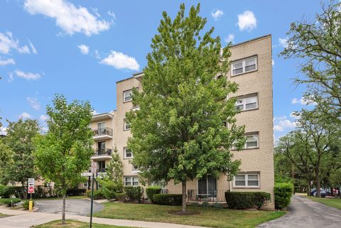 Tiny photo for 5200 GALITZ Street #206, Skokie, IL 60077 (MLS # 12433826)