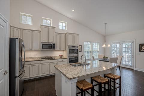 Tiny photo for 3812 Ridge Pointe Drive, Geneva, IL 60134 (MLS # 12718428)