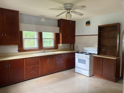 Tiny photo for 1232 Dallas Road, Murphysboro, IL 62966 (MLS # 12673034)