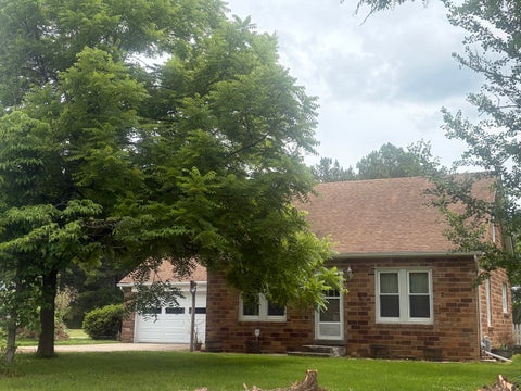 Photo of 1232 Dallas Road, Murphysboro, IL 62966 (MLS # 12673034)