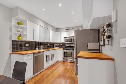 Tiny photo for 727 KILLARNEY Court #2D, Schaumburg, IL 60193 (MLS # 12522689)