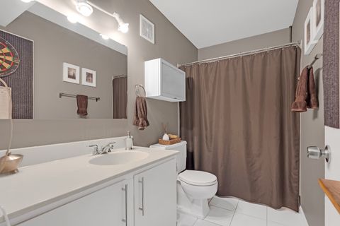 Tiny photo for 727 KILLARNEY Court #2D, Schaumburg, IL 60193 (MLS # 12522689)