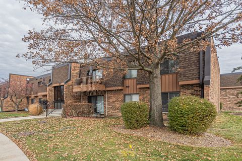 Photo of 727 KILLARNEY Court #2D, Schaumburg, IL 60193 (MLS # 12522689)