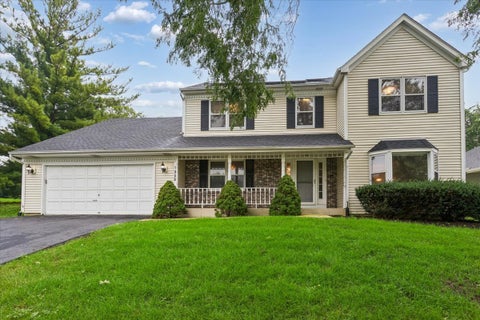 Photo of 1056 Fox Valley Drive, Aurora, IL 60504 (MLS # 12693796)