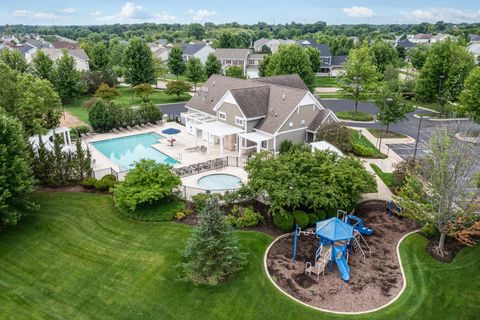 Tiny photo for 3100 Holden Street, Elgin, IL 60124 (MLS # 12489567)
