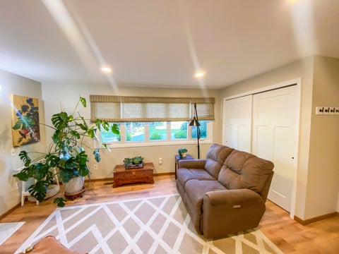Tiny photo for 9241 Windsor Parkway, Tinley Park, IL 60487 (MLS # 12712596)
