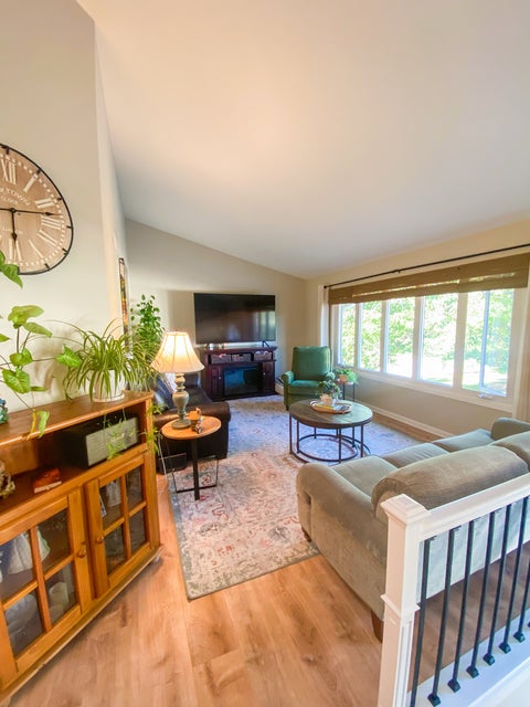 Tiny photo for 9241 Windsor Parkway, Tinley Park, IL 60487 (MLS # 12712596)