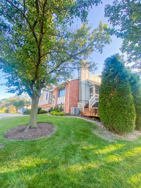 Tiny photo for 9241 Windsor Parkway, Tinley Park, IL 60487 (MLS # 12712596)