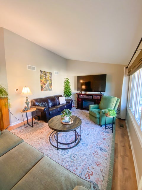 Tiny photo for 9241 Windsor Parkway, Tinley Park, IL 60487 (MLS # 12712596)