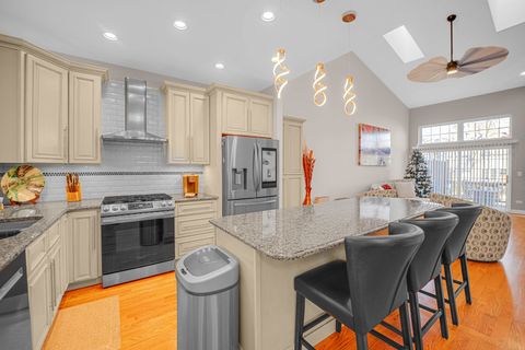 Tiny photo for 11256 Endicott Court, Orland Park, IL 60467 (MLS # 12525506)