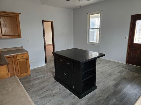 Tiny photo for 637 Kirkwood Boulevard, Davenport, IA 52803 (MLS # 12572899)