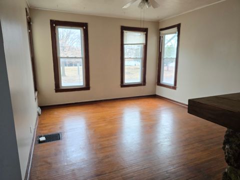 Tiny photo for 637 Kirkwood Boulevard, Davenport, IA 52803 (MLS # 12572899)