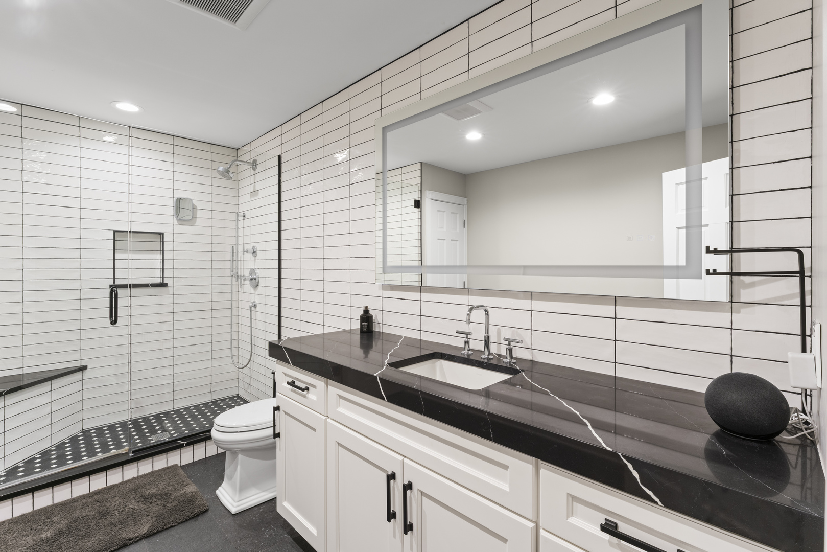 Inverness, Illinois 60010, United States, 5 Bedrooms Bedrooms, ,5 BathroomsBathrooms,Residential,Active,247219