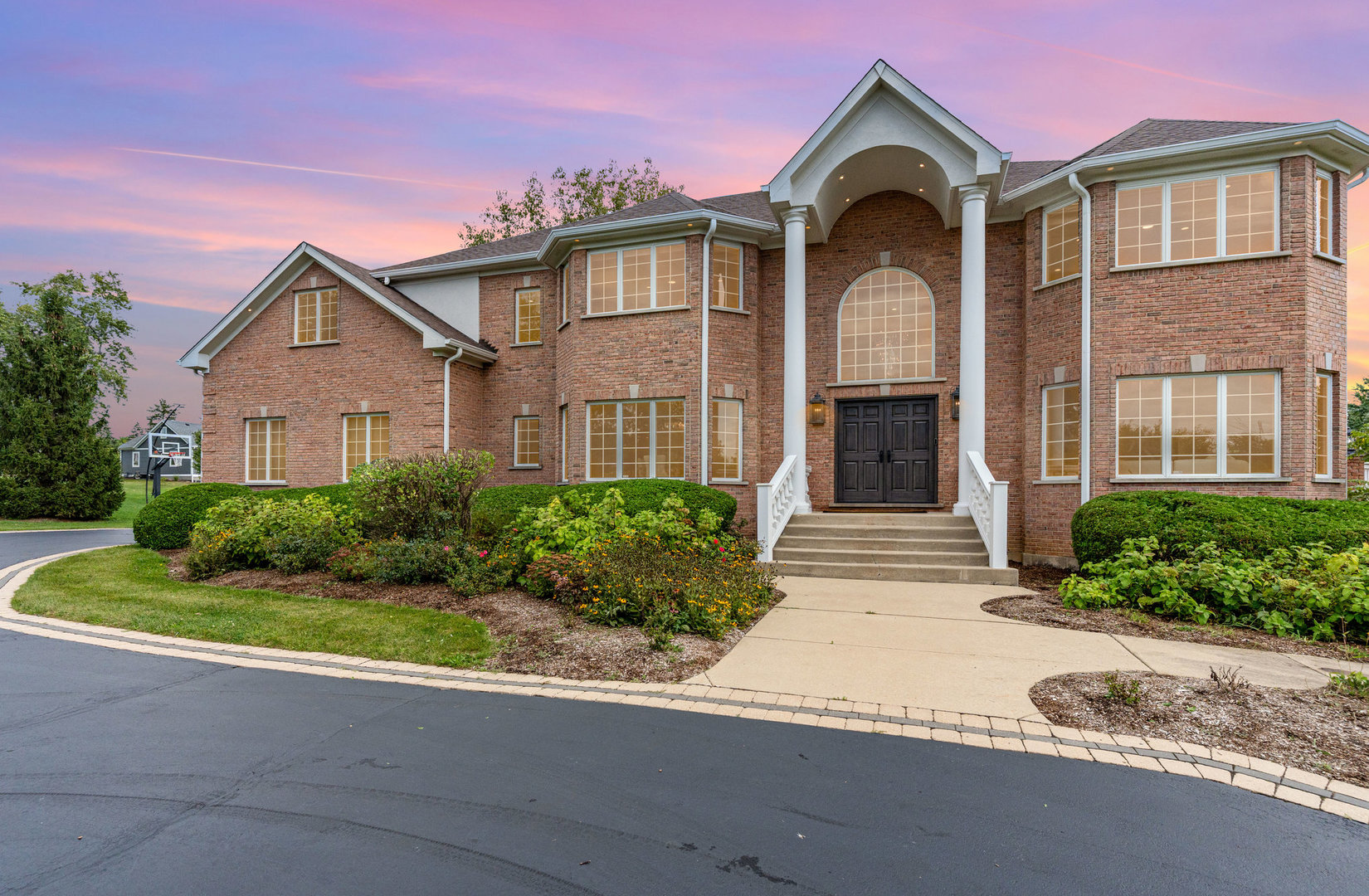 Inverness, Illinois 60010, United States, 5 Bedrooms Bedrooms, ,5 BathroomsBathrooms,Residential,Active,247219