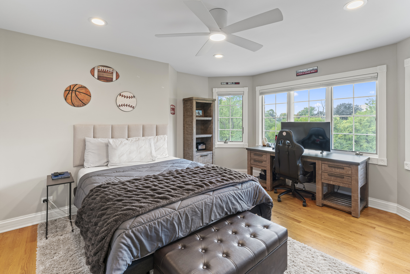 Inverness, Illinois 60010, United States, 5 Bedrooms Bedrooms, ,5 BathroomsBathrooms,Residential,Active,247219