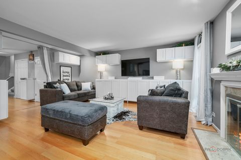 Tiny photo for 127 Camden Court, Lincolnshire, IL 60069 (MLS # 12549572)