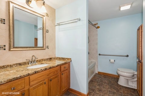 Tiny photo for 2240 S Grace Street #404, Lombard, IL 60148 (MLS # 12753012)