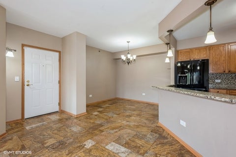 Tiny photo for 2240 S Grace Street #404, Lombard, IL 60148 (MLS # 12753012)