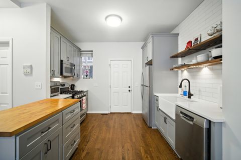 Tiny photo for 2455 W Leland Avenue #1, Chicago, IL 60625 (MLS # 12487525)