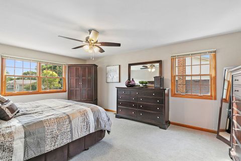 Tiny photo for 718 N Point Drive, Schaumburg, IL 60193 (MLS # 12468256)