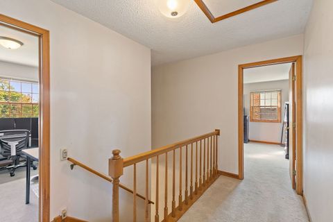Tiny photo for 718 N Point Drive, Schaumburg, IL 60193 (MLS # 12468256)
