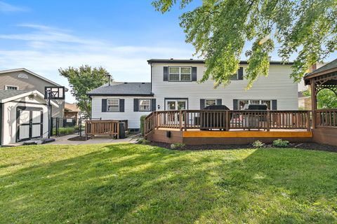 Tiny photo for 718 N Point Drive, Schaumburg, IL 60193 (MLS # 12468256)