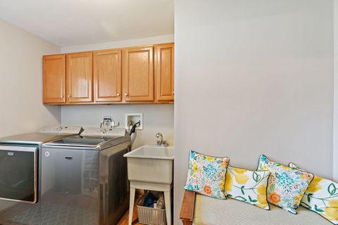 Tiny photo for 718 N Point Drive, Schaumburg, IL 60193 (MLS # 12468256)