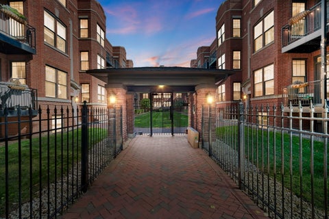 Photo of 2705 N MILDRED Avenue #3A, Chicago, IL 60614 (MLS # 12780635)