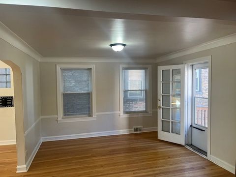 Tiny photo for 5860 N MELVINA Avenue, Chicago, IL 60646 (MLS # 12495357)