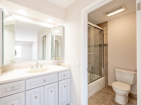 Tiny photo for 222 Main Street #504, Evanston, IL 60202 (MLS # 12576315)