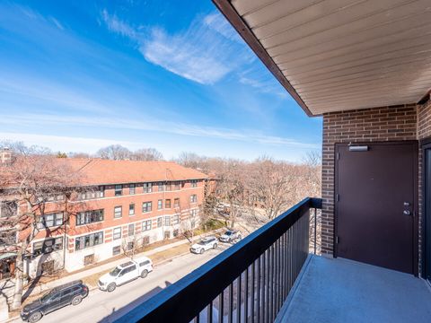 Tiny photo for 222 Main Street #504, Evanston, IL 60202 (MLS # 12576315)