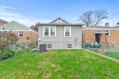 Tiny photo for 3734 Lombard Avenue, Berwyn, IL 60402 (MLS # 12480528)
