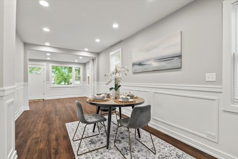 Tiny photo for 3734 Lombard Avenue, Berwyn, IL 60402 (MLS # 12480528)