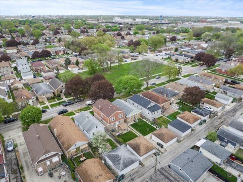 Tiny photo for 3734 Lombard Avenue, Berwyn, IL 60402 (MLS # 12480528)