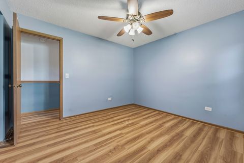 Tiny photo for 472 Elizabeth Drive #17-A-R, Wood Dale, IL 60191 (MLS # 12638674)