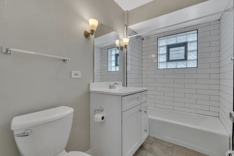 Tiny photo for 42 S Waiola Avenue #02, La Grange, IL 60525 (MLS # 12530003)