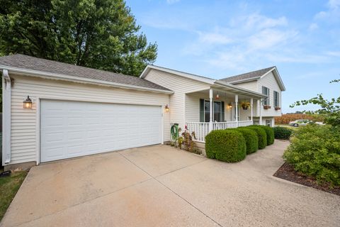 Tiny photo for 101 Forest Drive, Kirkland, IL 60146 (MLS # 12478404)
