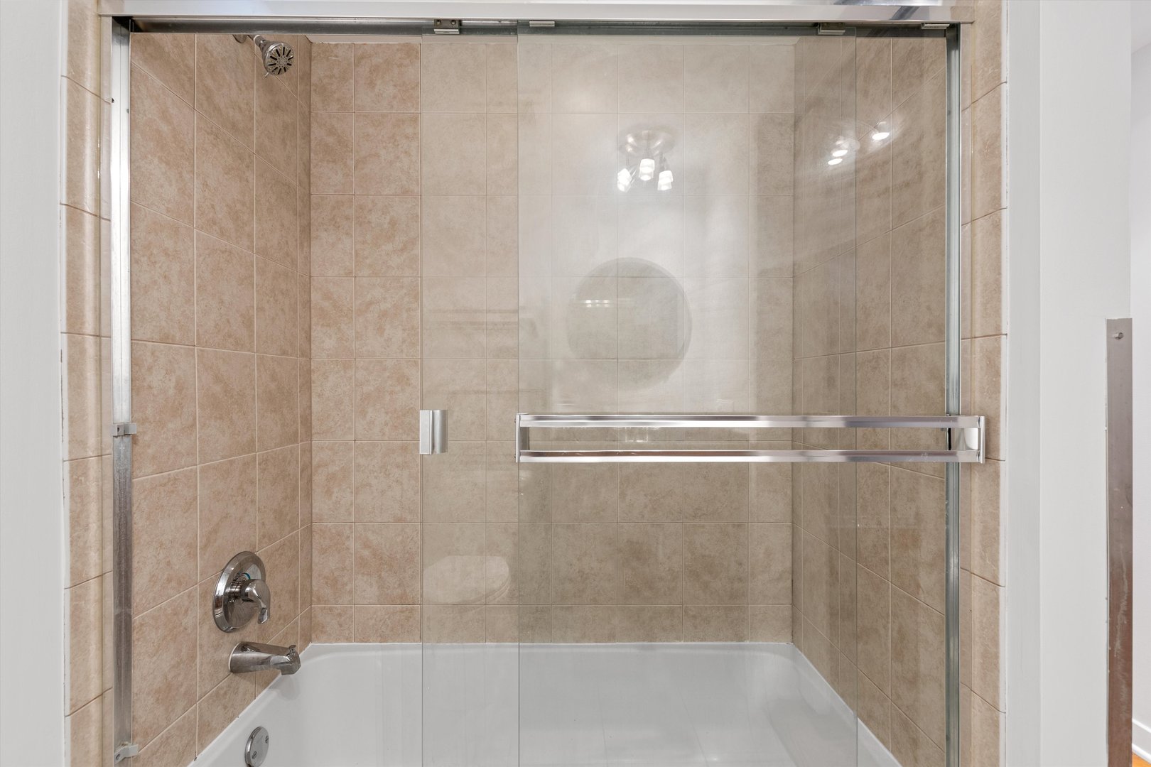 1910 S INDIANA Avenue 523