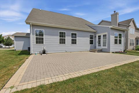 Tiny photo for 3016 Monterey Lane, Wadsworth, IL 60083 (MLS # 12723457)