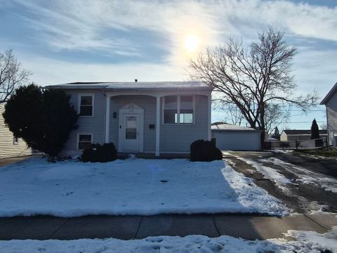 Photo of 225 McKool Avenue, Romeoville, IL 60446 (MLS # 12535158)