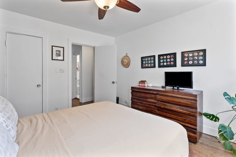 Tiny photo for 714 W BUENA Street #B, Chicago, IL 60613 (MLS # 12737196)
