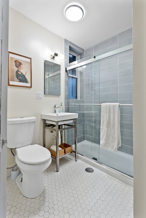 Tiny photo for 714 W BUENA Street #B, Chicago, IL 60613 (MLS # 12737196)