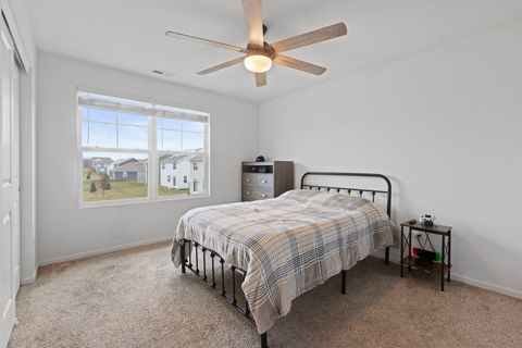 Tiny photo for 696 Kentshire Circle, Elgin, IL 60124 (MLS # 12536679)