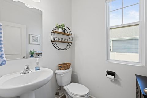 Tiny photo for 696 Kentshire Circle, Elgin, IL 60124 (MLS # 12536679)