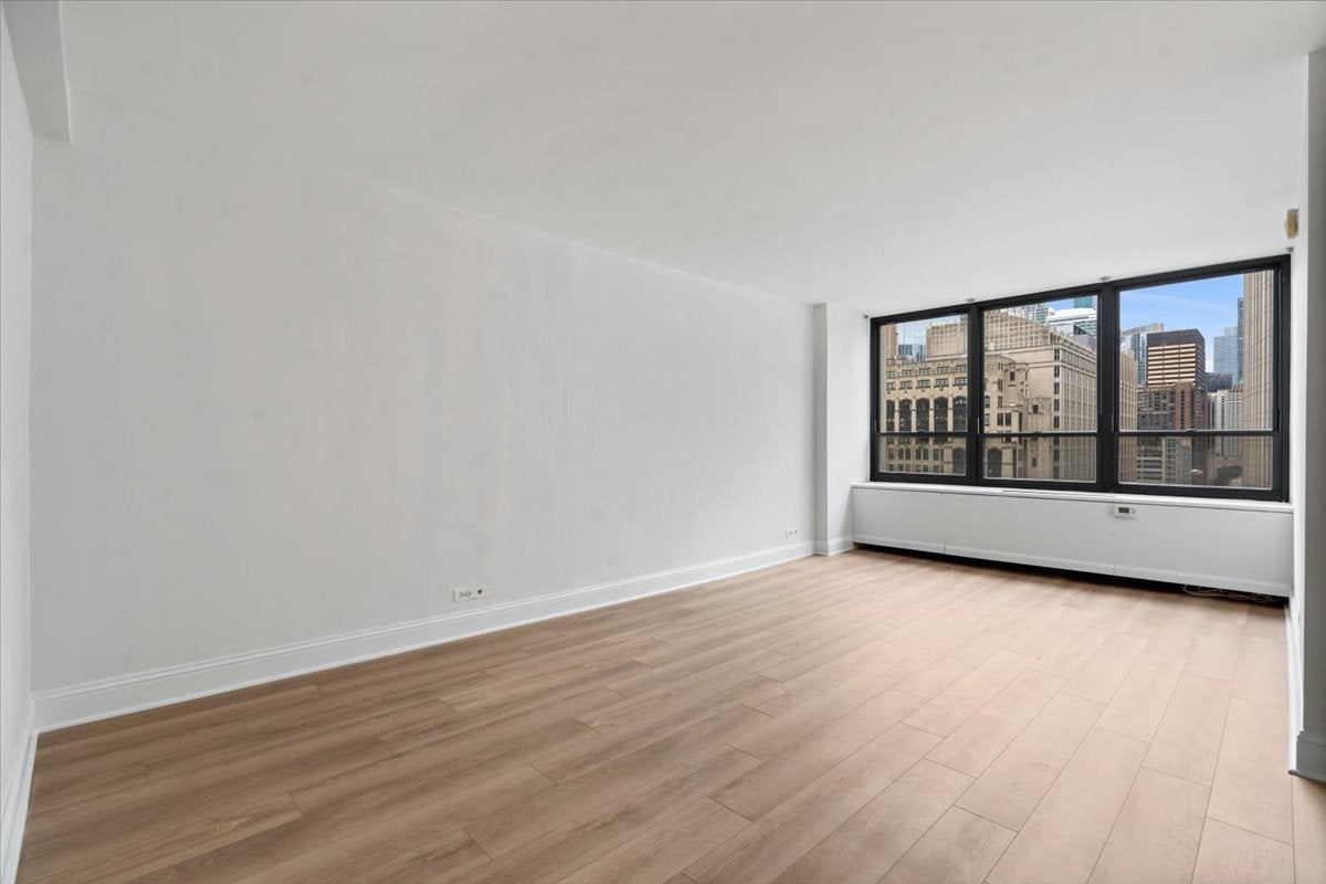 222 E PEARSON Street 1606