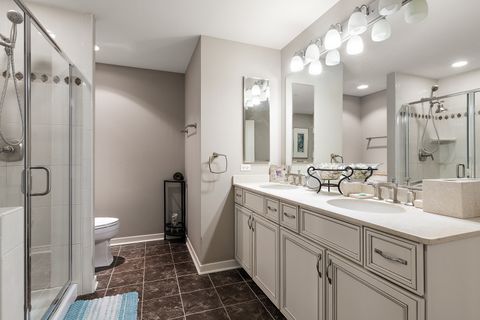 Tiny photo for 425 Benjamin Drive #403, Vernon Hills, IL 60061 (MLS # 12566057)