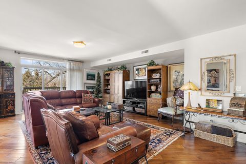 Tiny photo for 425 Benjamin Drive #403, Vernon Hills, IL 60061 (MLS # 12566057)